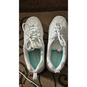 Skechers D’Lites Wide Fit Air Cool Memory Foam Women’s Size 10 Pre-Owned